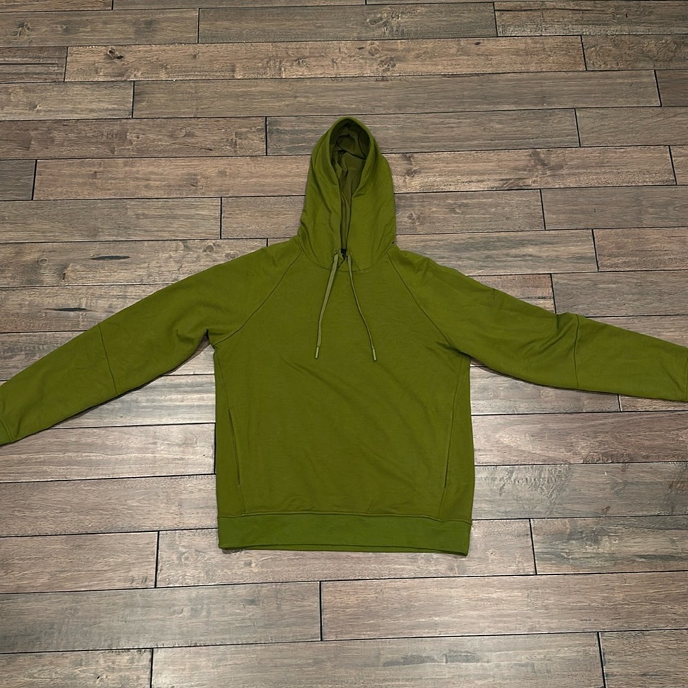 Lululemon Smooth Spacer Medium Sweatshirt